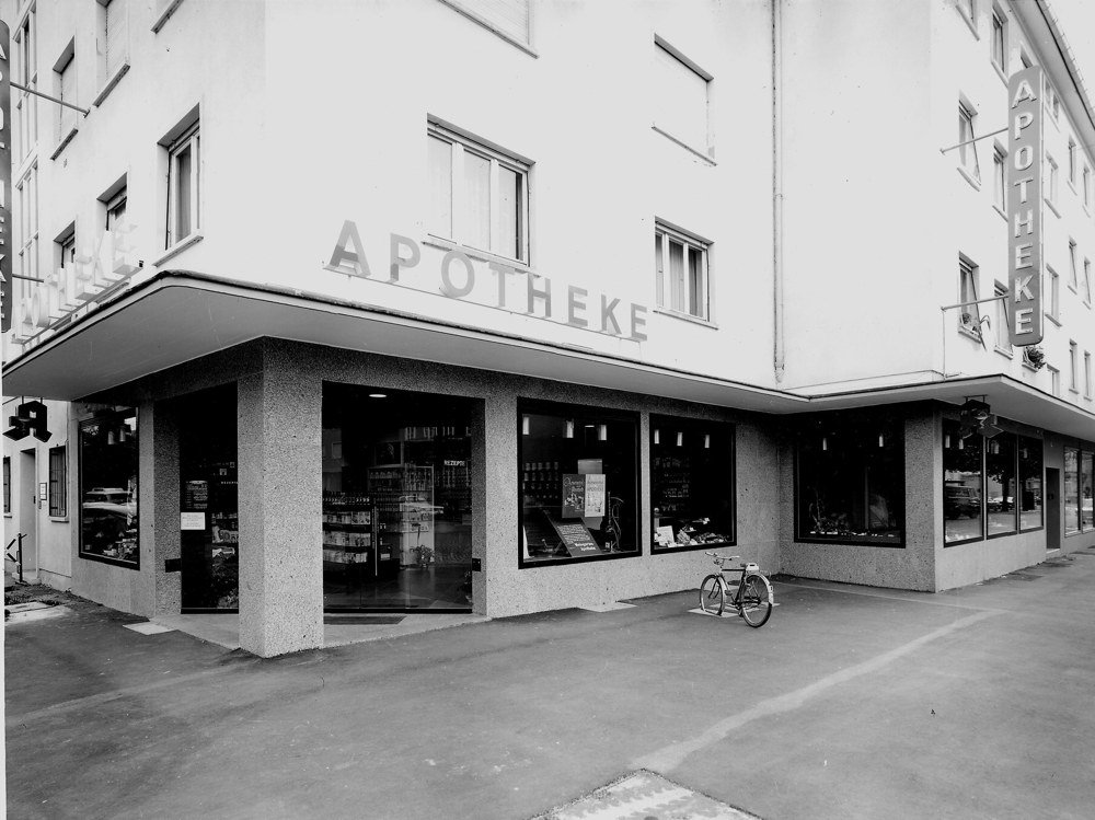 52 Geschichte Apotheke 1971